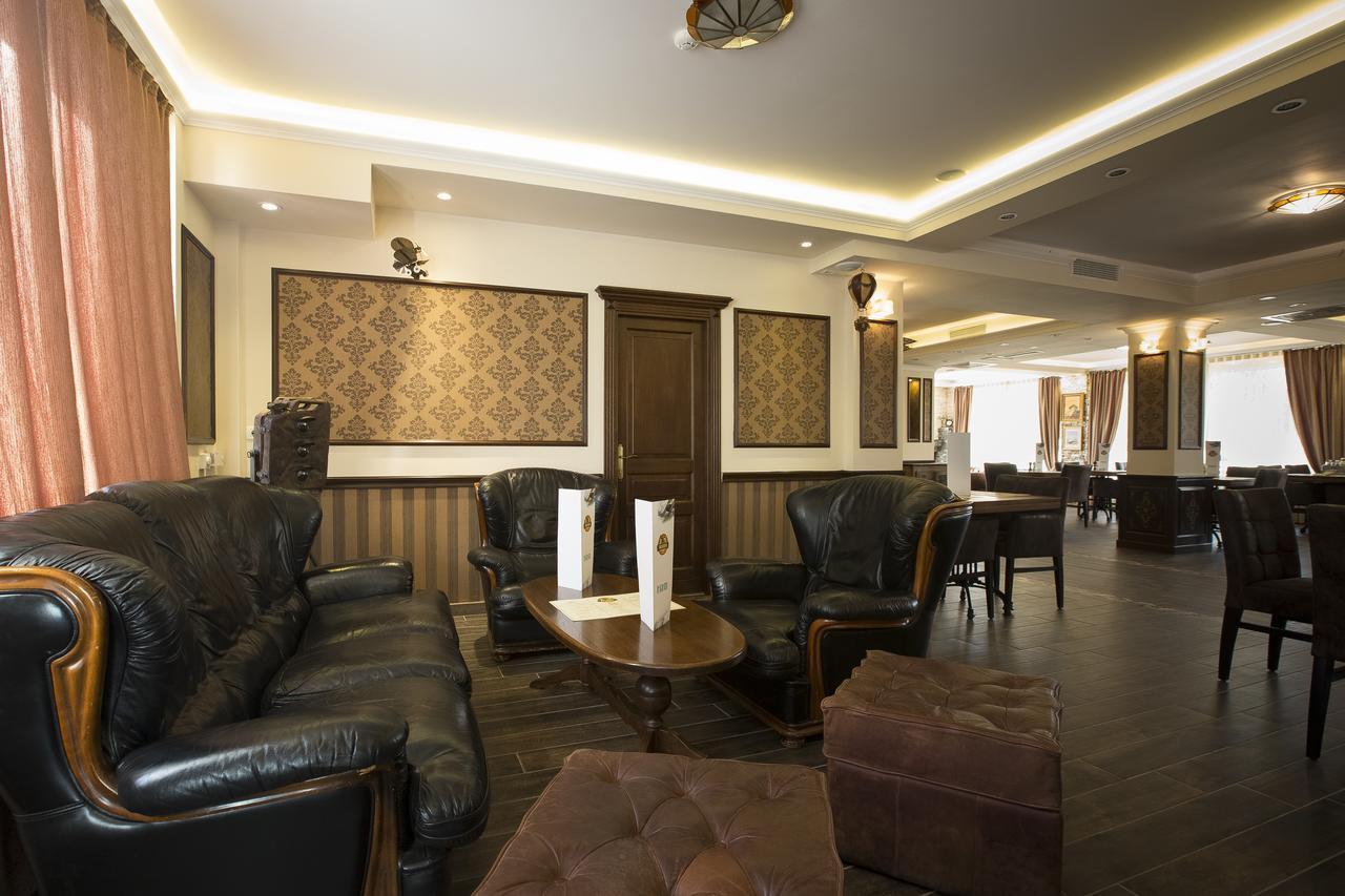 Hotel Aviator Boutique Otopeni Exterior foto