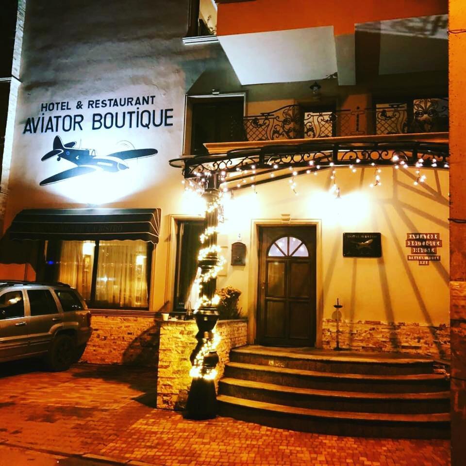 Hotel Aviator Boutique Otopeni Exterior foto